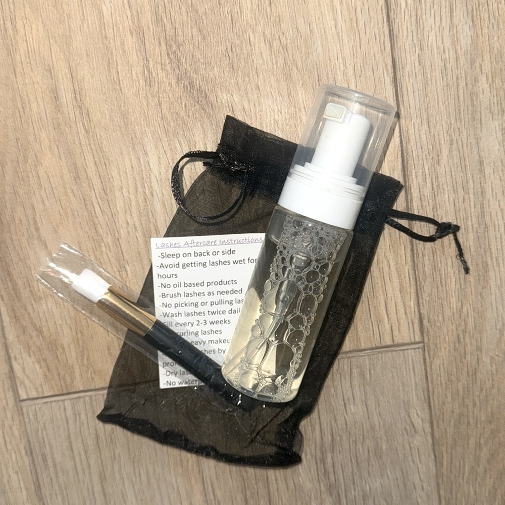 Eyelash Extensions After Care Cleaning Wash & Brush Kit NWT